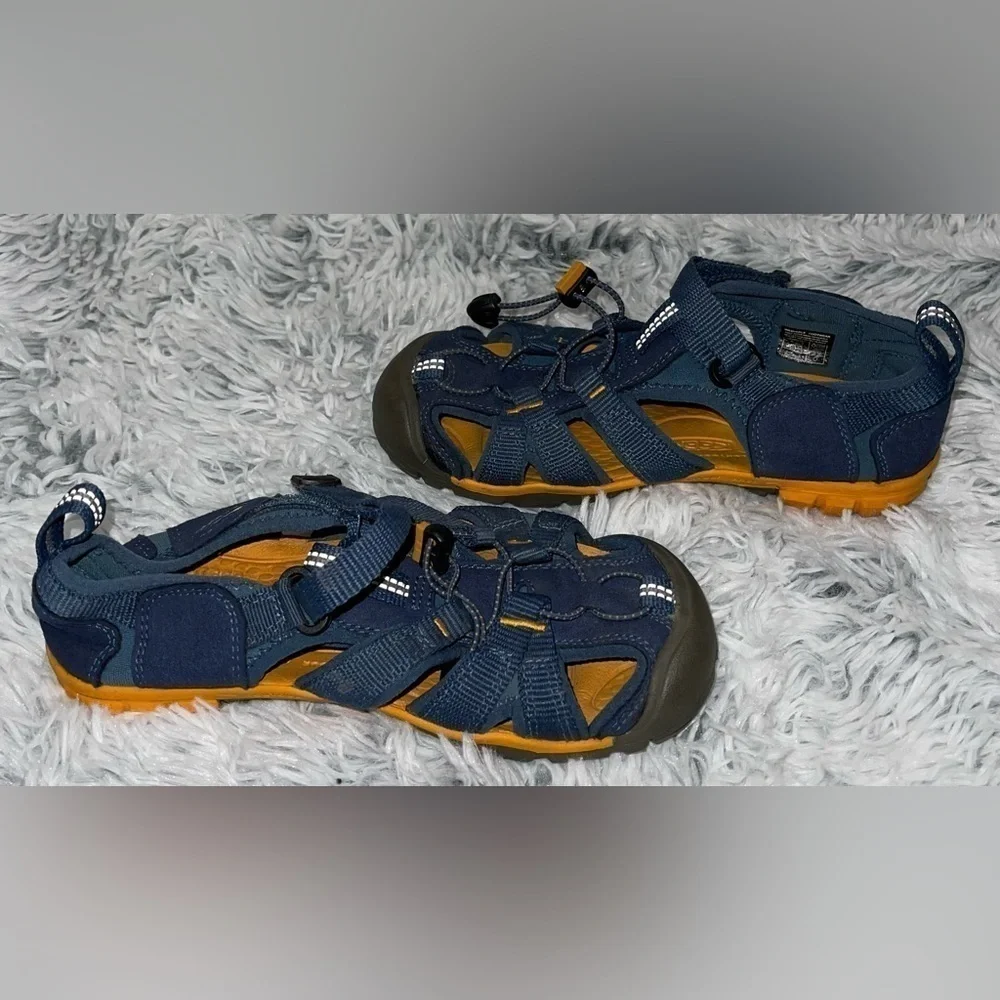 Keen free waterproof